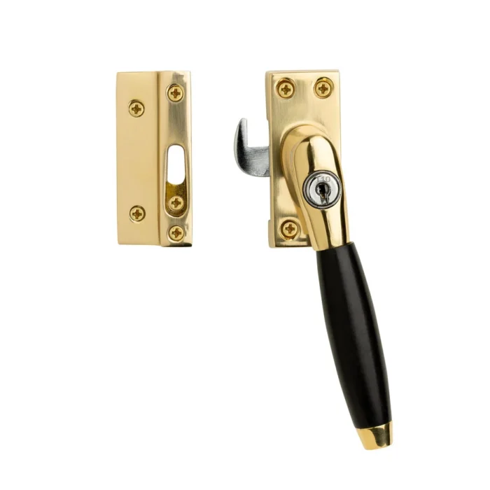 Klassieke raamsluiting met slot, rechts, messing gelakt